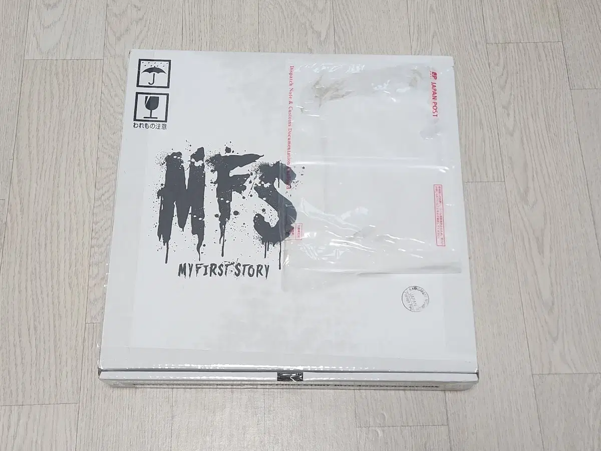 MYFIRSTSTORY 10th ANNIVERSARY BOX